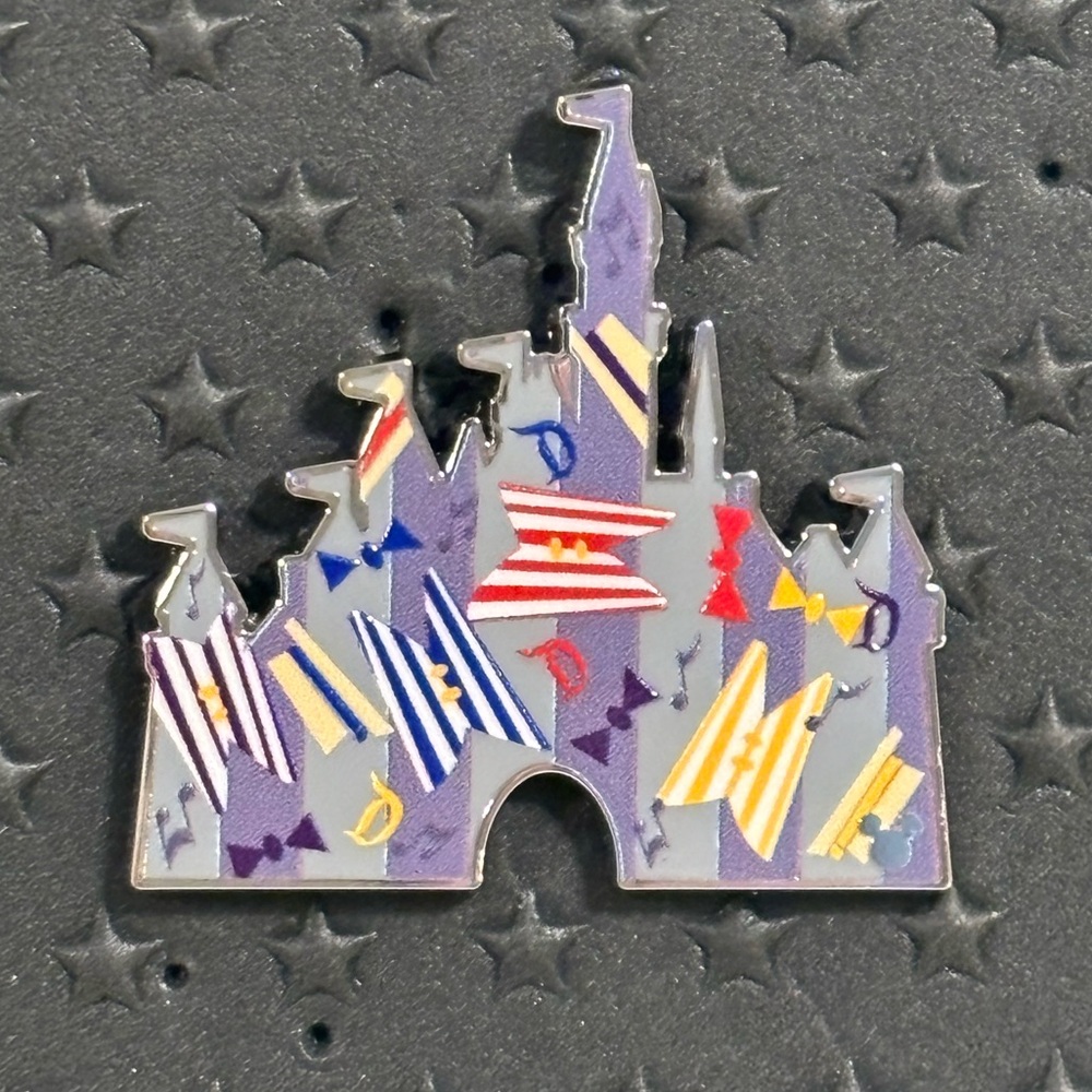 2025 DLR Disneyland Castle Dapper Dans Hidden Mickey Disney Pin